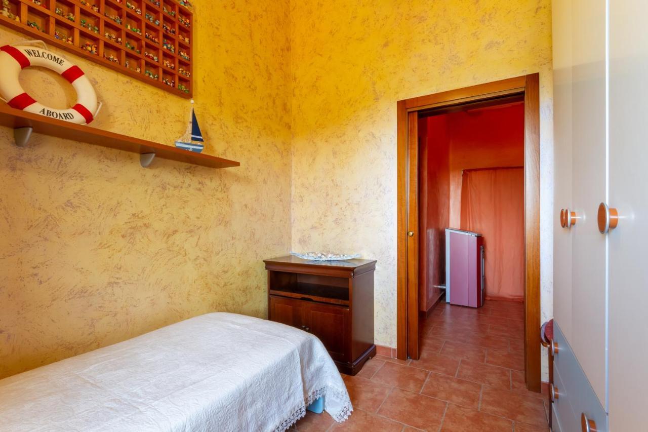 Air-Conditioned Villa In Porto Cesareo With Parking And Bicycles Eksteriør billede