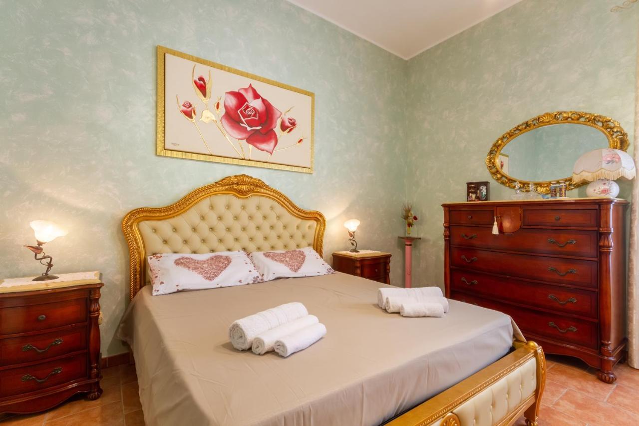 Air-Conditioned Villa In Porto Cesareo With Parking And Bicycles Eksteriør billede